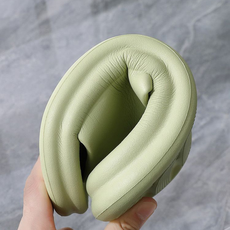 Ausgehöhlte EVA Badezimmer-Dus – Water Shoes Bewertung und Preis